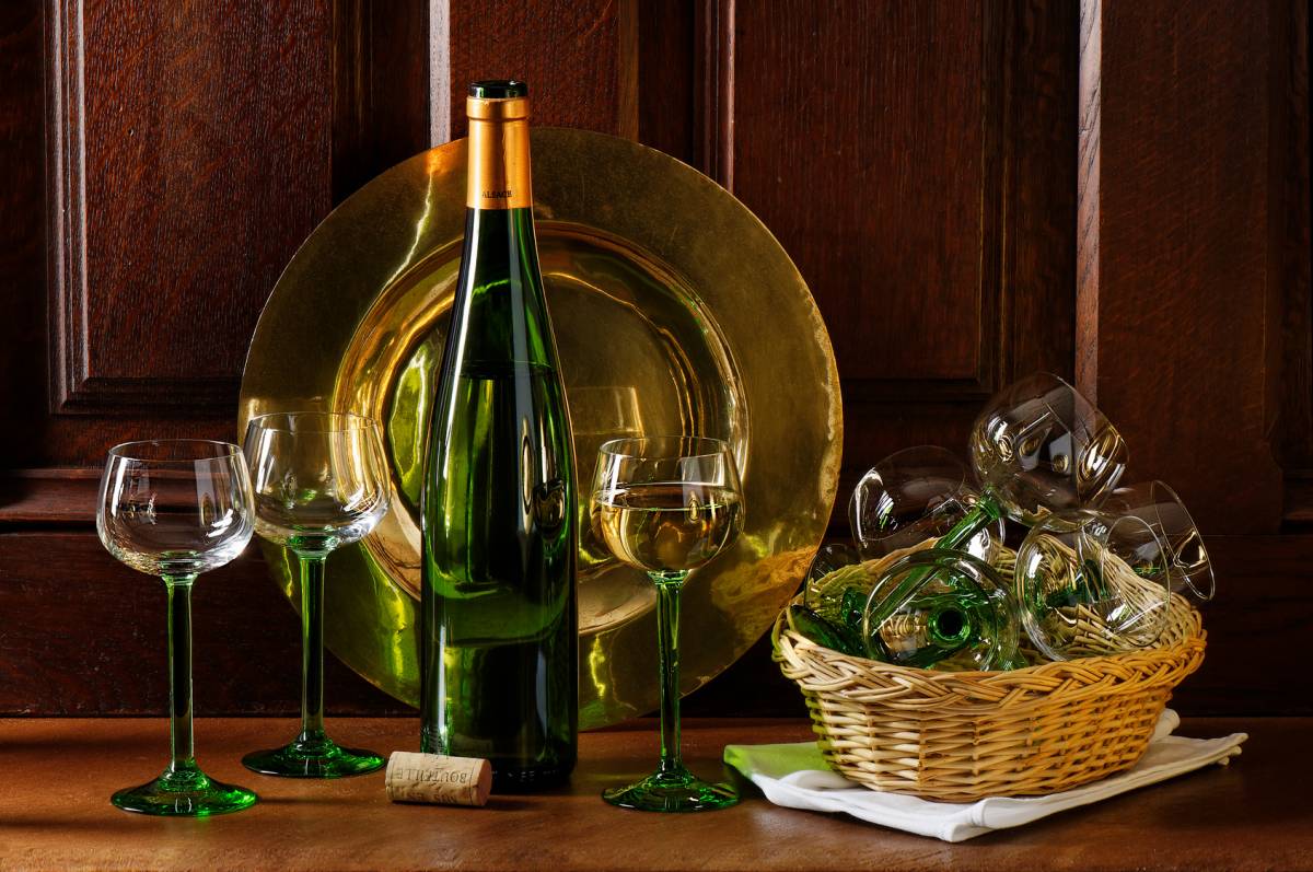 FOTOLIA_17672737_SUBSCRIPTION_MONTHLY_M | Zum Saüwadala Quelles sont les boissons alsaciennes populaires ? Thann