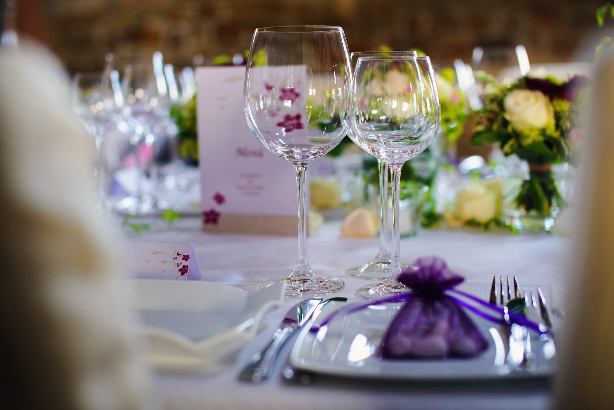 ADOBESTOCK_128046375 | Zum Saüwadala Comment organiser une réception de baptême mémorable dans un restaurant alsacien ? Pfastatt